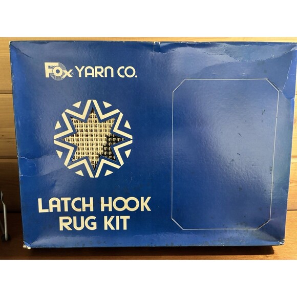 Fox yarn Co. latch hook rug kit - Picture 2 of 8